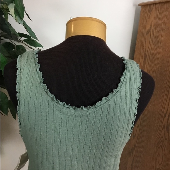 So green XL button front tank top with ruffle trim on neckline and arms - Picture 12 of 14